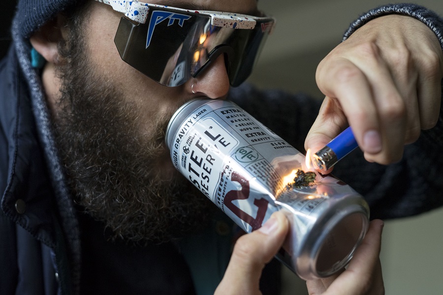 Make a Pipe Out of a Can