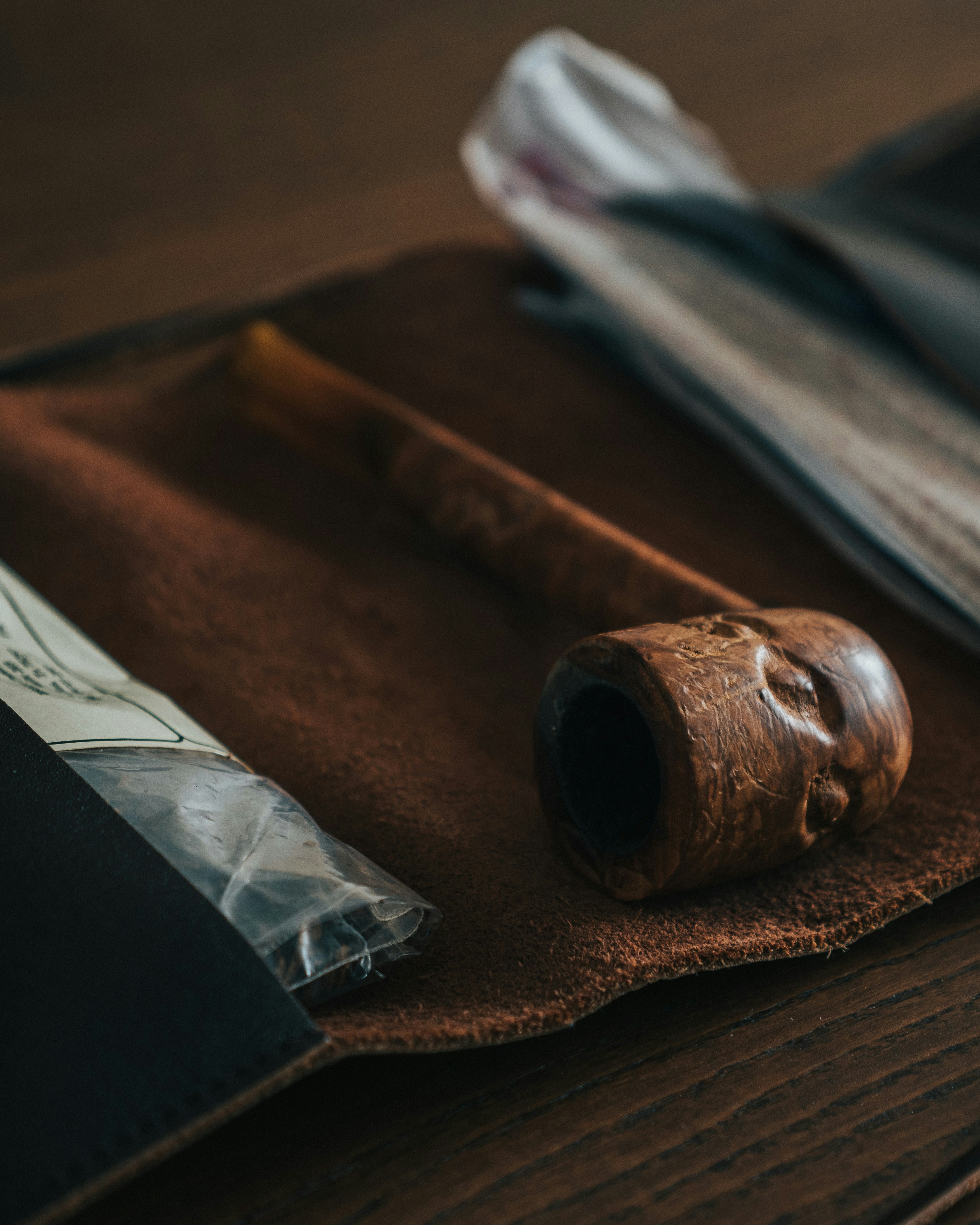 Tips-for-Effective-Wooden-Pipe-Cleaning