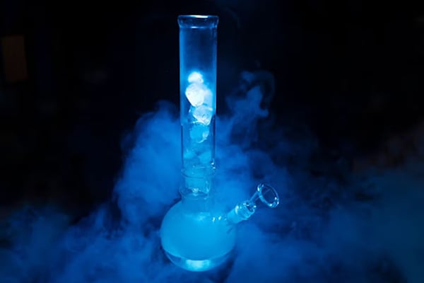 Should You Put Ice Cubes In Your Bong?
