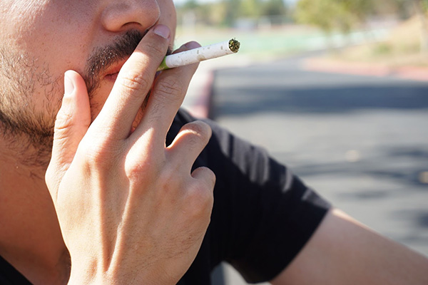 The benefits of smoking hemp cigarettes