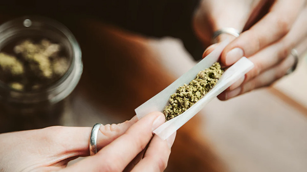 How to reduce weed tolerance without stopping