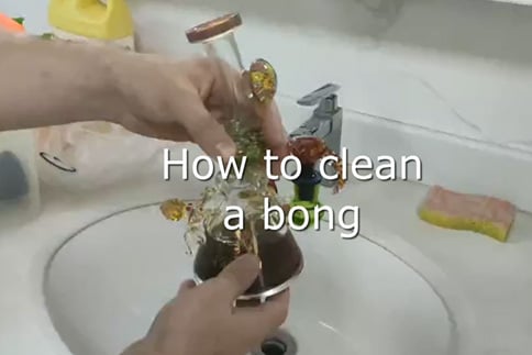 how to clean a bong or dab rig