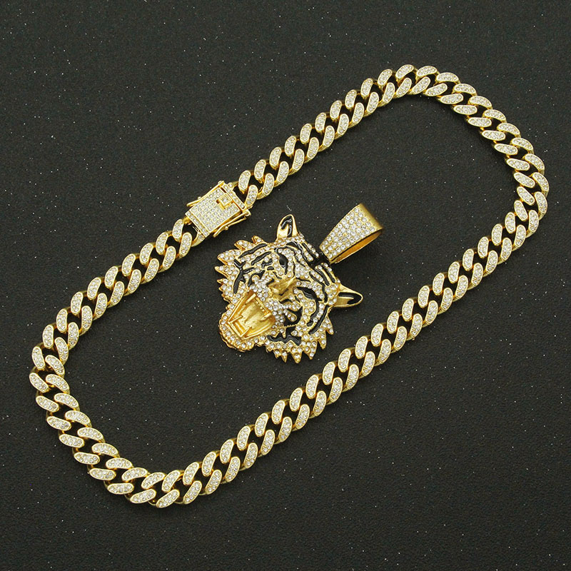 Tiger Pendant Necklace 1